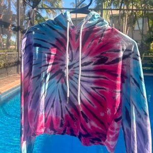small tie dye hoodie🩵
#tiedye #set #hoodie #trendy #tiedyeswirl